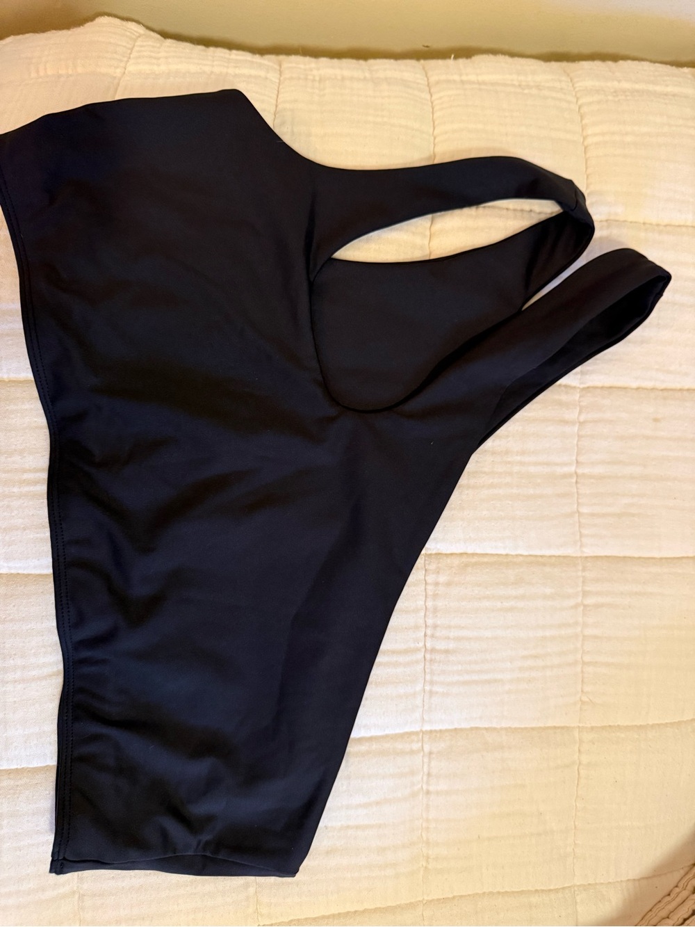 Black Women's sports bra